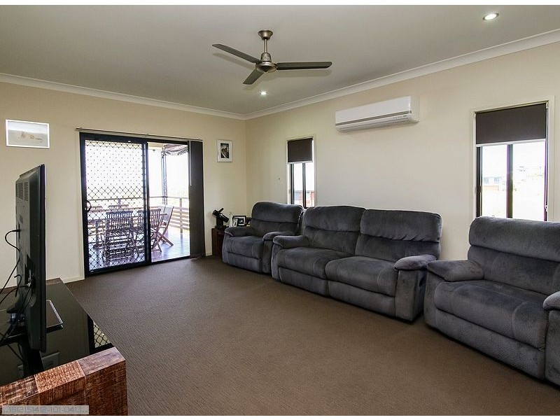 10 Sunad Court, Nikenbah QLD 4655