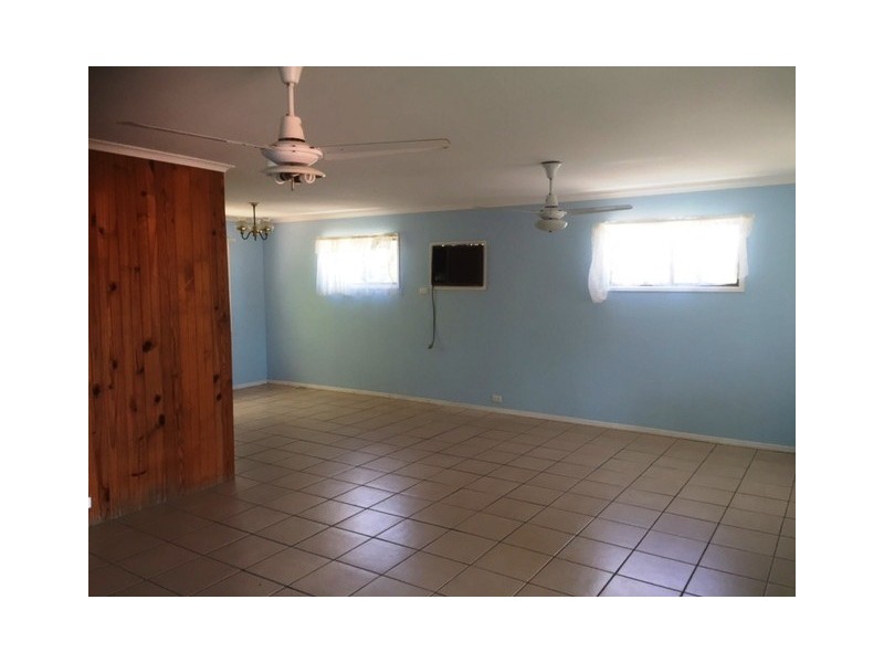 9 Shelley Street, Scarness QLD 4655