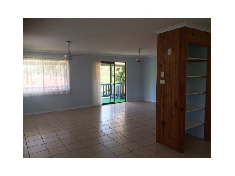 9 Shelley Street, Scarness QLD 4655