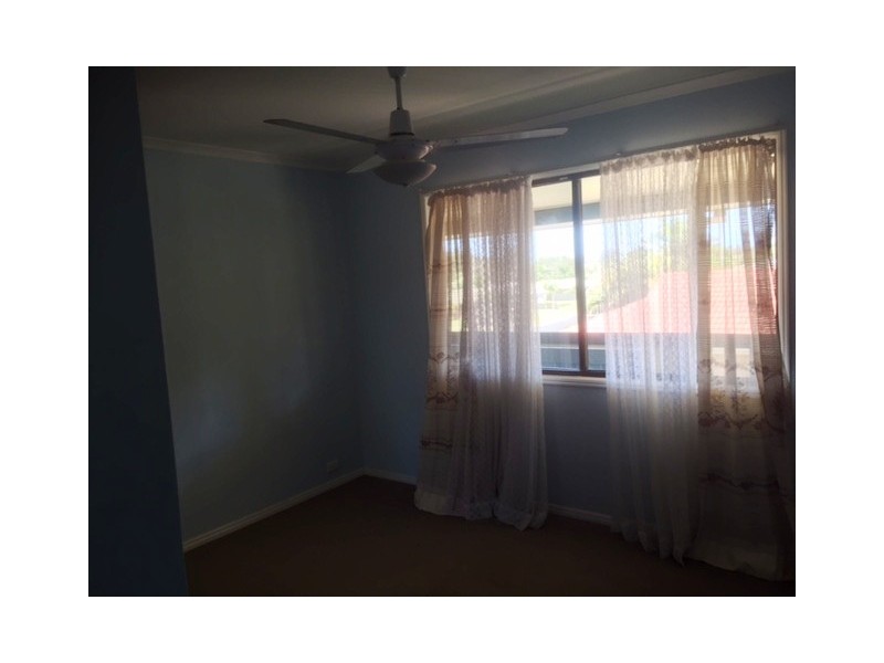 9 Shelley Street, Scarness QLD 4655
