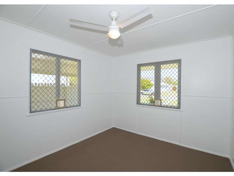 7 Ocean Street, Torquay QLD 4655