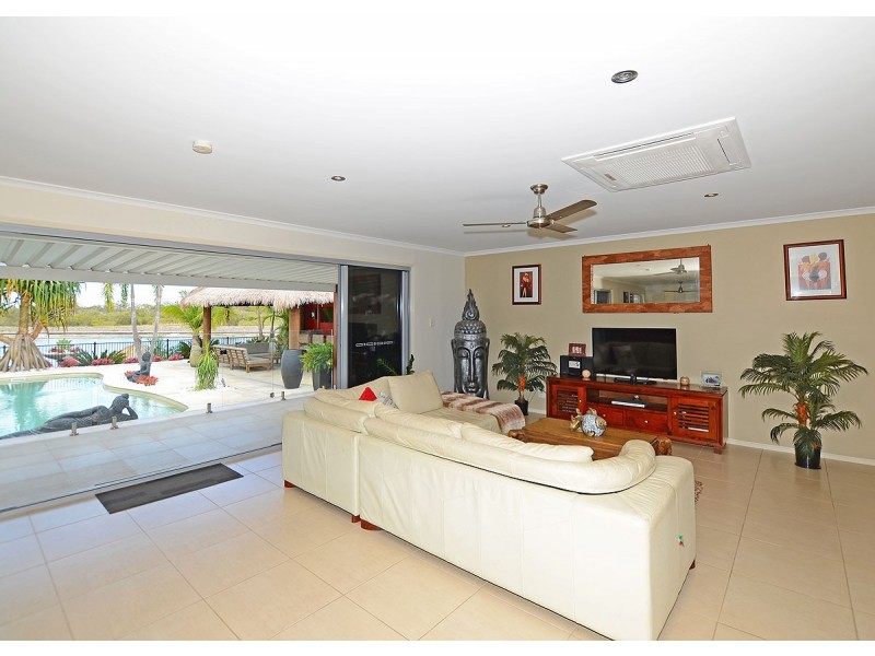 18 Spoonbill Way, Eli Waters QLD 4655