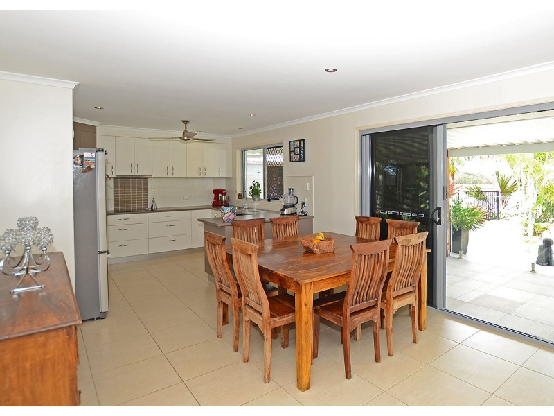 18 Spoonbill Way, Eli Waters QLD 4655