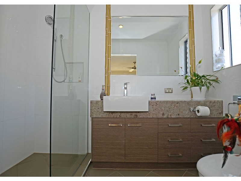 18 Spoonbill Way, Eli Waters QLD 4655