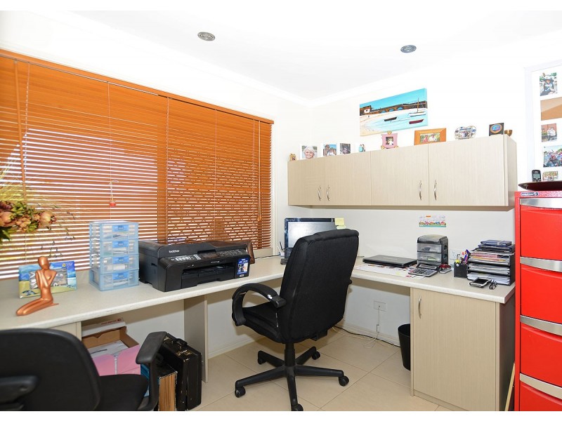 18 Spoonbill Way, Eli Waters QLD 4655