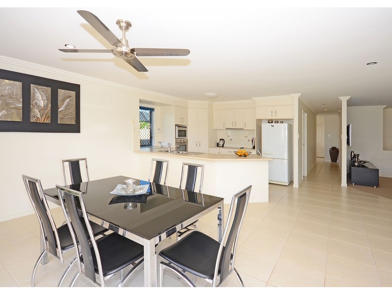 37 Pembridge Circuit, Urraween QLD 4655