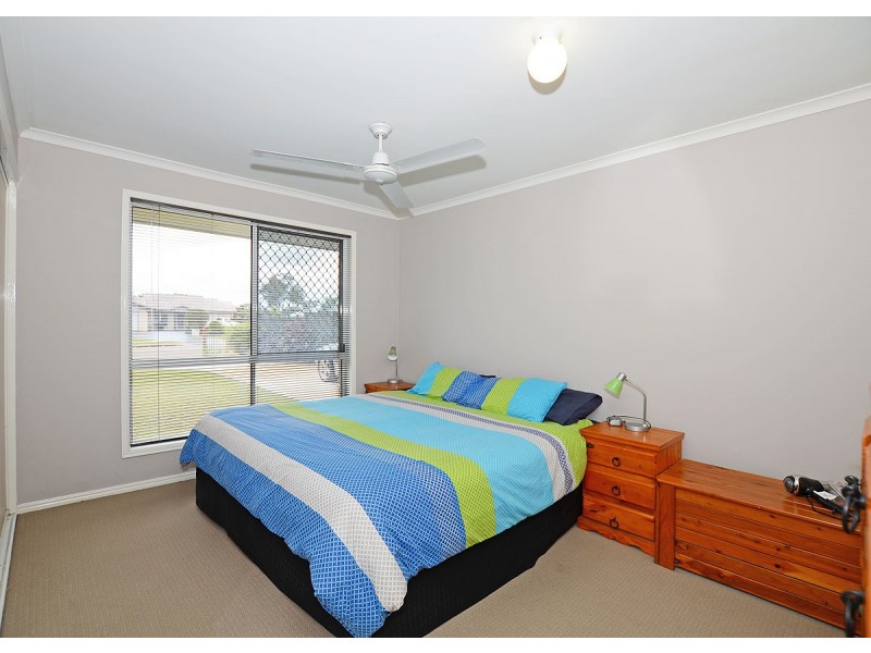 66 Ibis Boulevard, Eli Waters QLD 4655