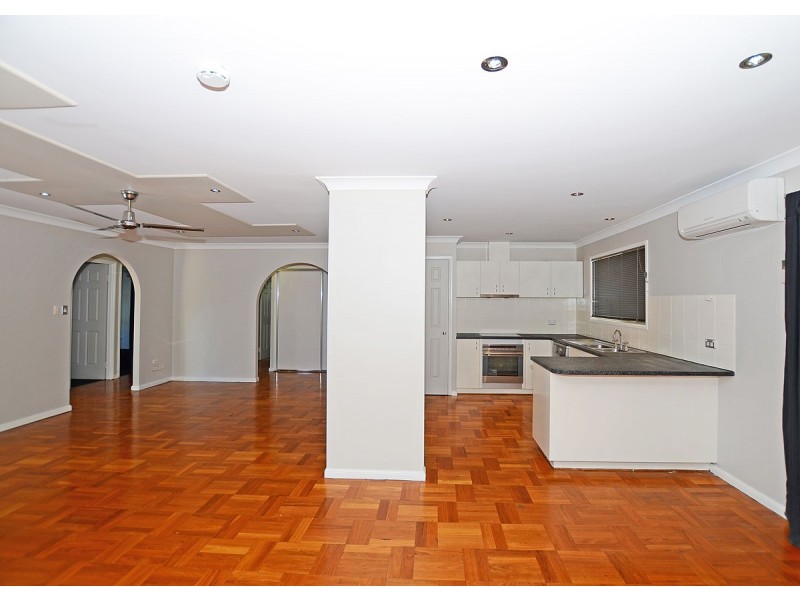 14 Johnston Boulevard, Urraween QLD 4655