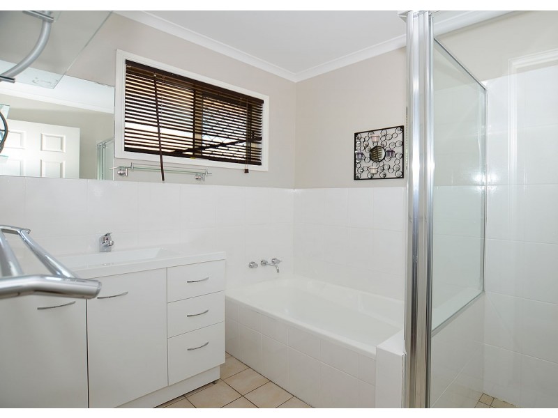 14 Johnston Boulevard, Urraween QLD 4655