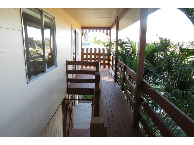 27 Murphy Street, Point Vernon QLD 4655