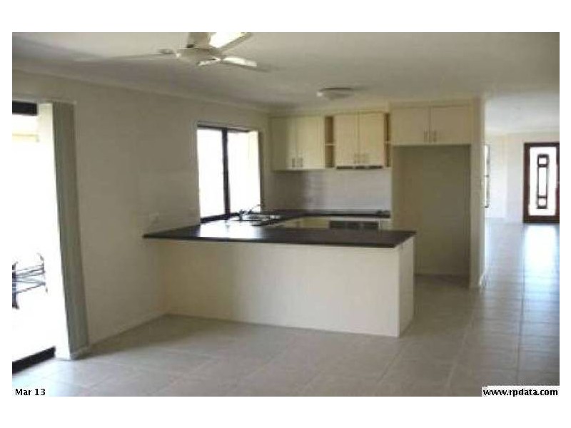 58 Dougan Street, Point Vernon QLD 4655