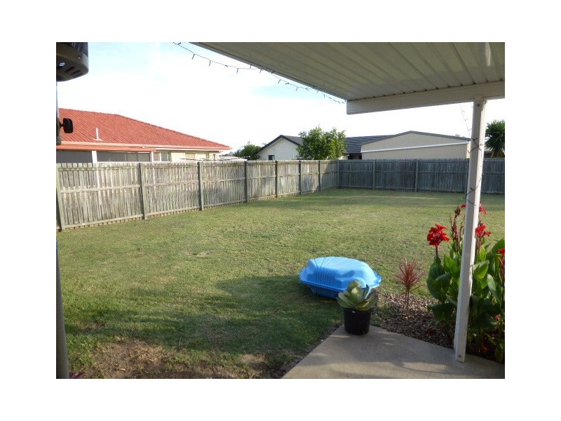 4 Scribbly Gum Court, Urraween QLD 4655
