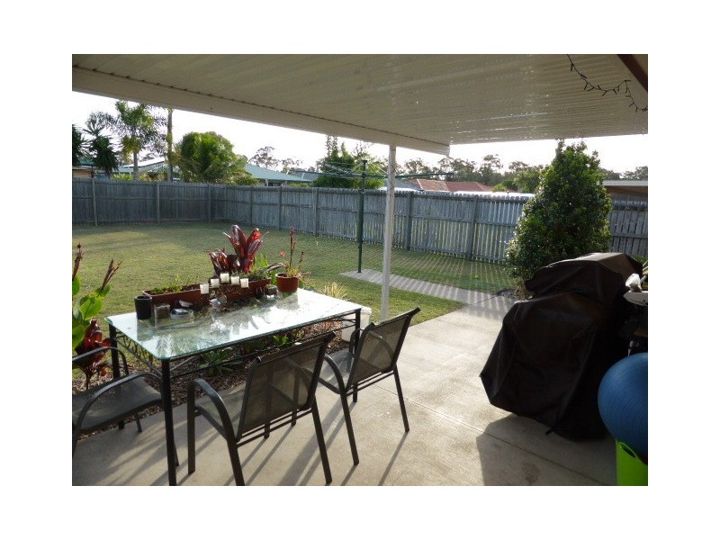 4 Scribbly Gum Court, Urraween QLD 4655