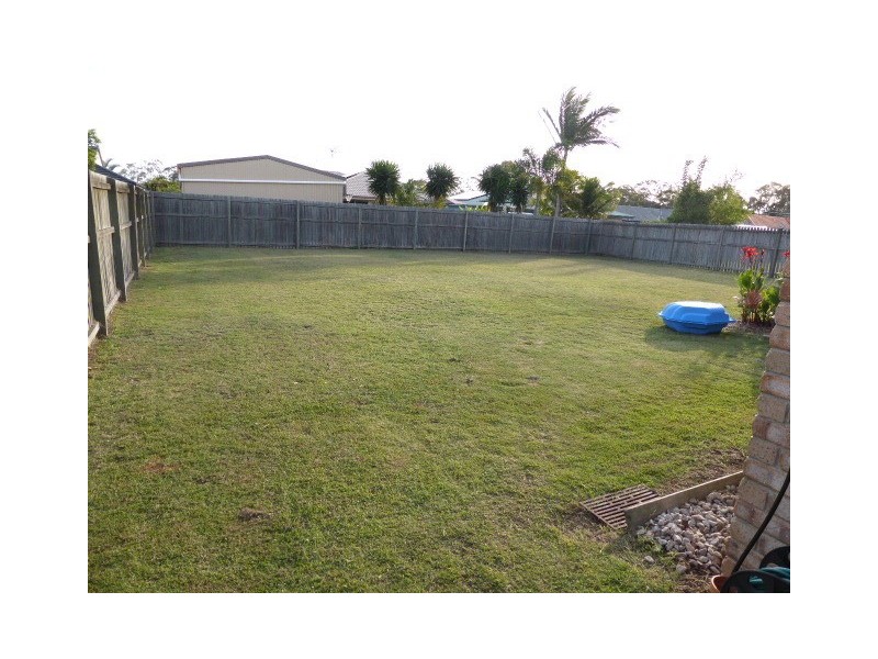 4 Scribbly Gum Court, Urraween QLD 4655