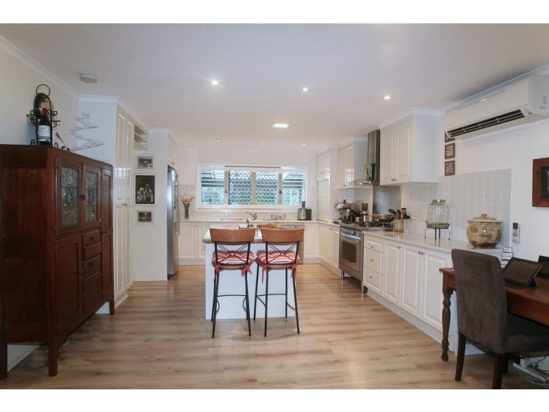 108 Boundary Rd, Torquay QLD 4655