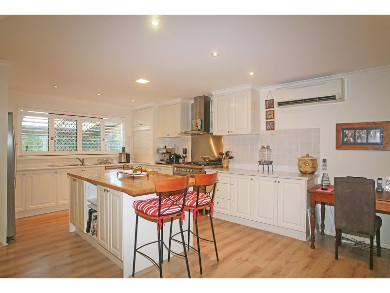 108 Boundary Rd, Torquay QLD 4655