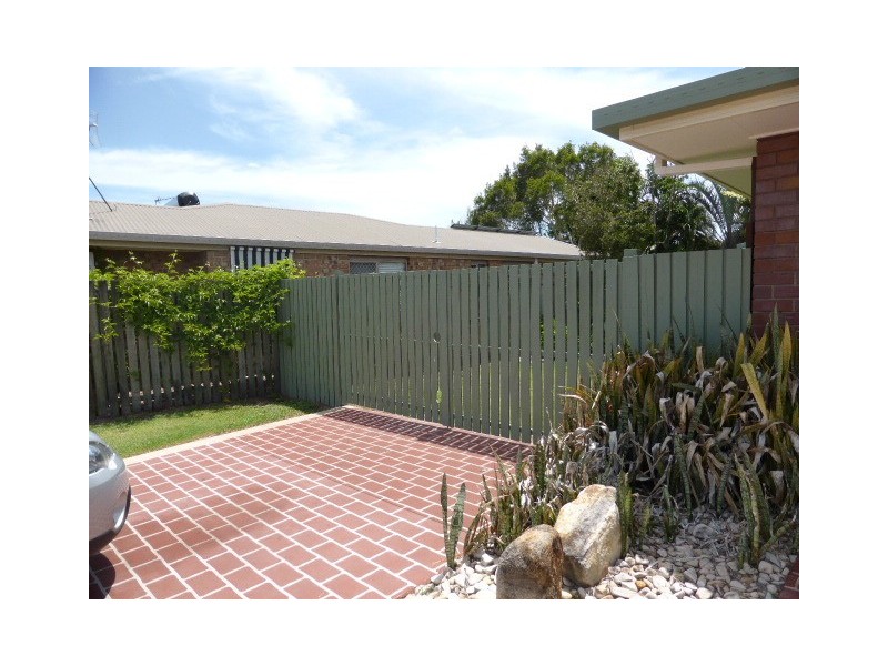 35 Thornbill Drive, Eli Waters QLD 4655