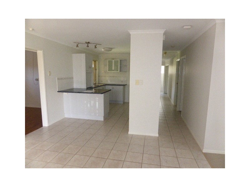 35 Thornbill Drive, Eli Waters QLD 4655