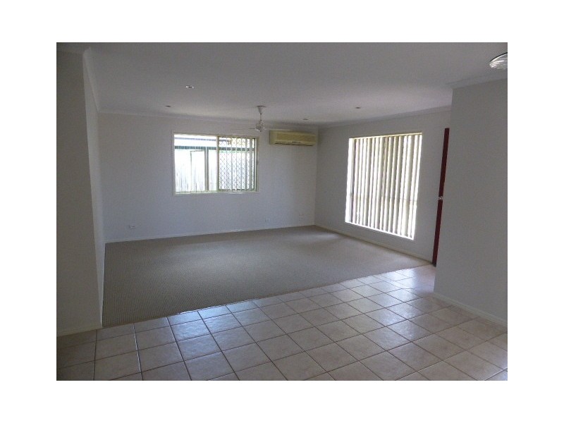 35 Thornbill Drive, Eli Waters QLD 4655