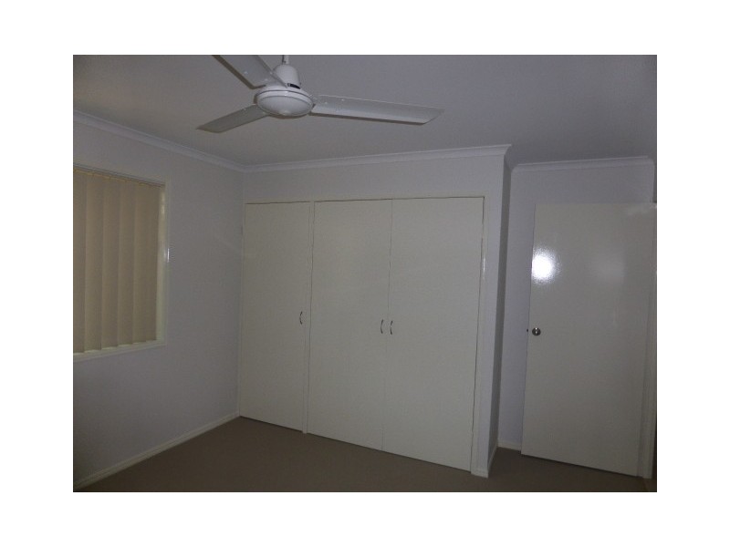35 Thornbill Drive, Eli Waters QLD 4655