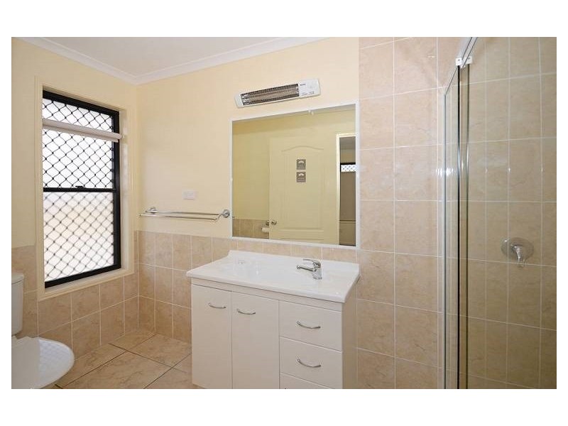 9 Border Court, Torquay QLD 4655