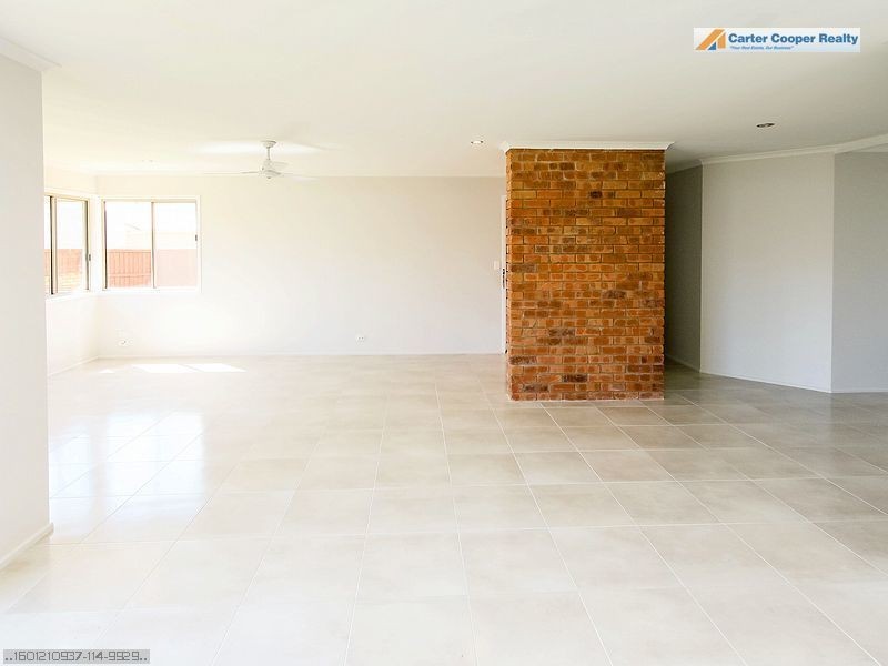 9 Phoenix Court, Kawungan QLD 4655