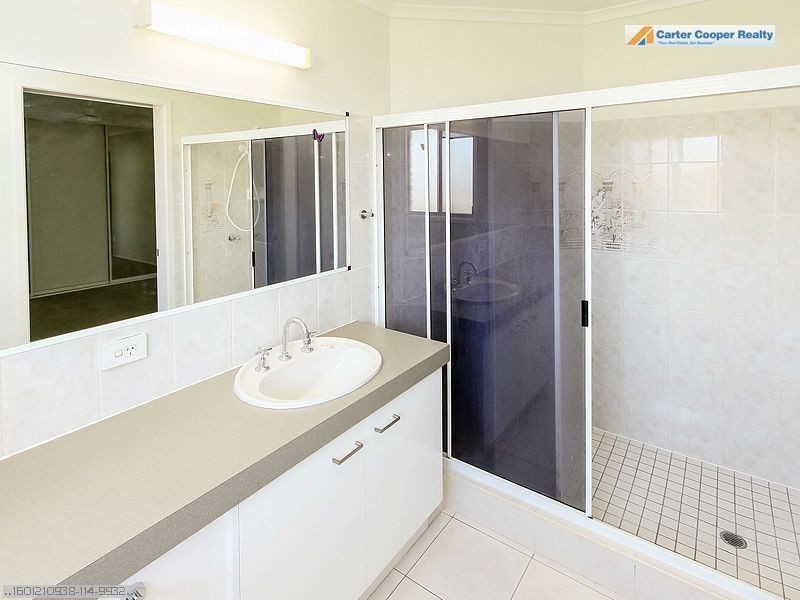 9 Phoenix Court, Kawungan QLD 4655