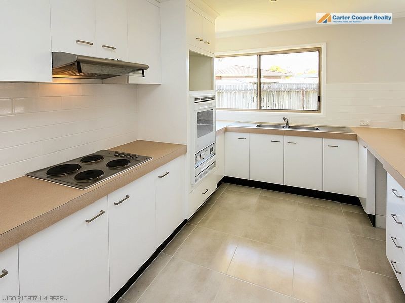 9 Phoenix Court, Kawungan QLD 4655