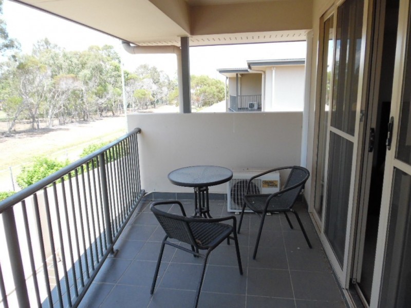 18/1 Ibis Boulevard, Eli Waters QLD 4655