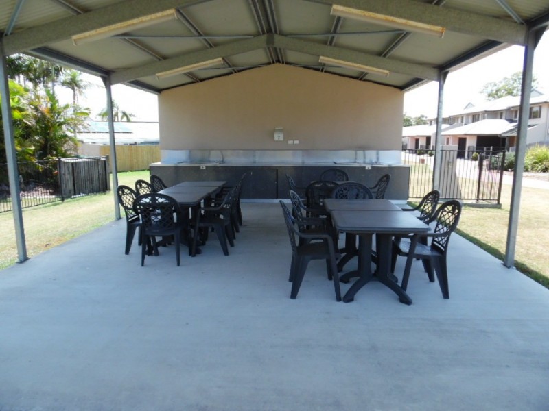 18/1 Ibis Boulevard, Eli Waters QLD 4655