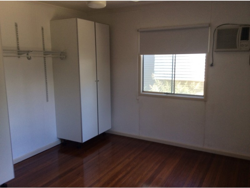 27 Ann Street, Torquay QLD 4655