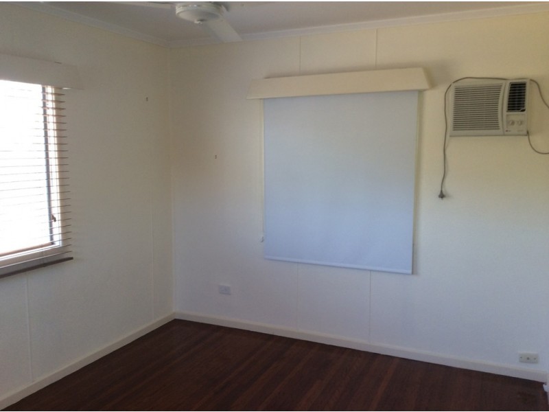 27 Ann Street, Torquay QLD 4655