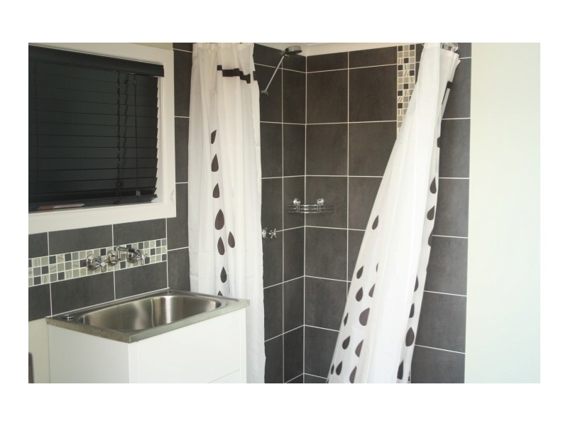 27 Ann Street, Torquay QLD 4655