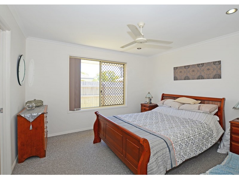 4 Alison Drive, Torquay QLD 4655