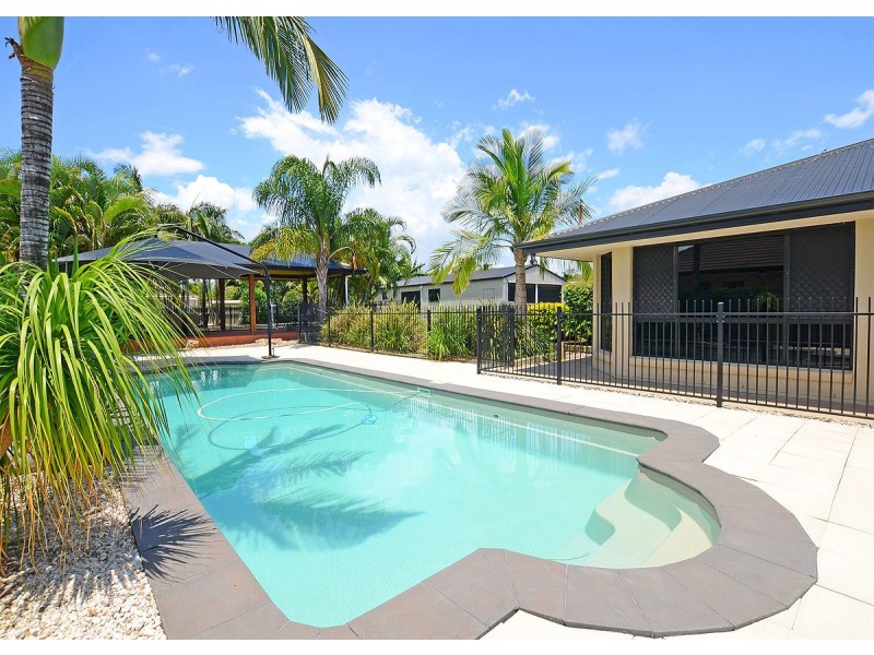 6 Rosedale Drive, Wondunna QLD 4655