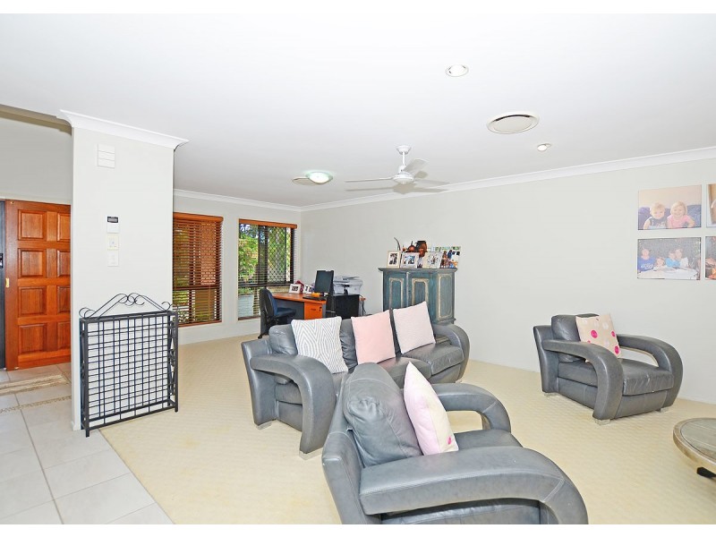 6 Rosedale Drive, Wondunna QLD 4655