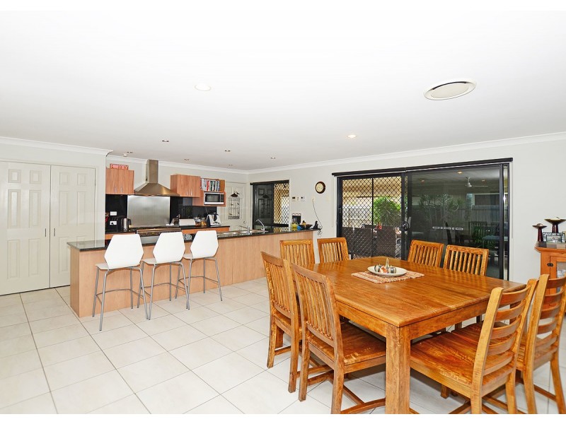 6 Rosedale Drive, Wondunna QLD 4655