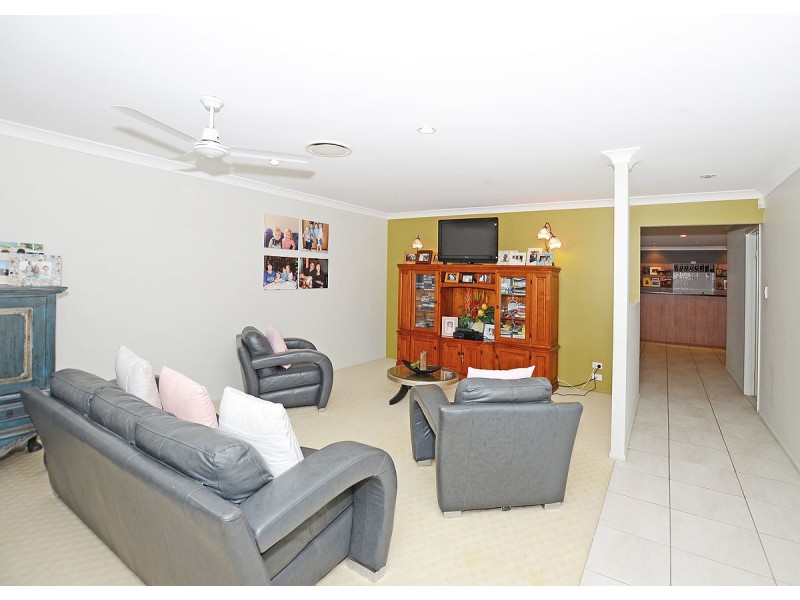 6 Rosedale Drive, Wondunna QLD 4655