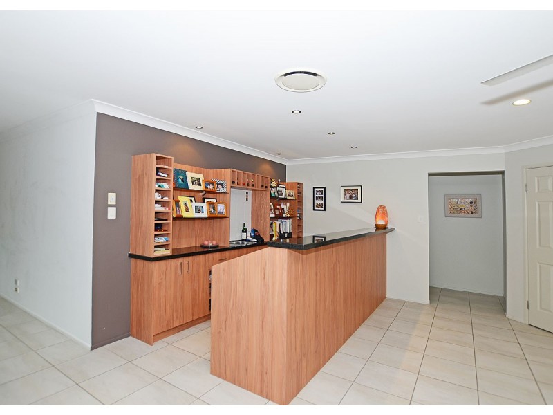 6 Rosedale Drive, Wondunna QLD 4655