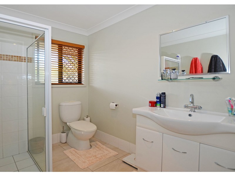 6 Rosedale Drive, Wondunna QLD 4655