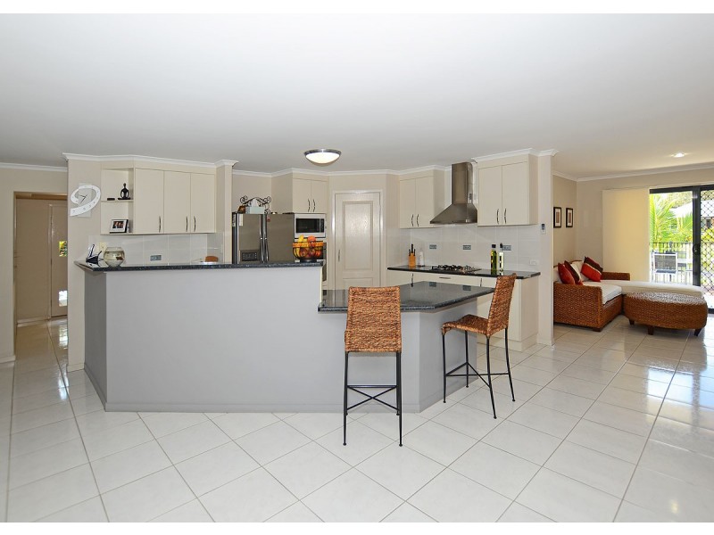 13 Cockatiel Court, Dundowran Beach QLD 4655