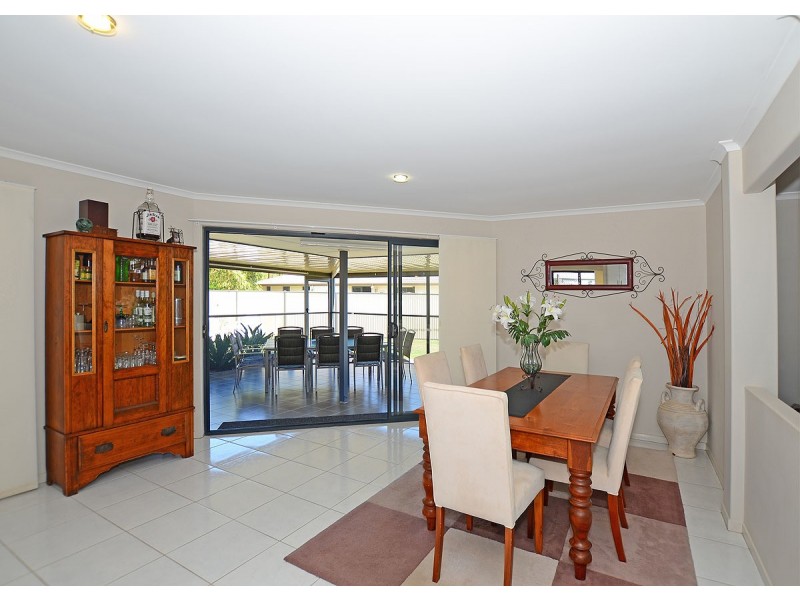 13 Cockatiel Court, Dundowran Beach QLD 4655