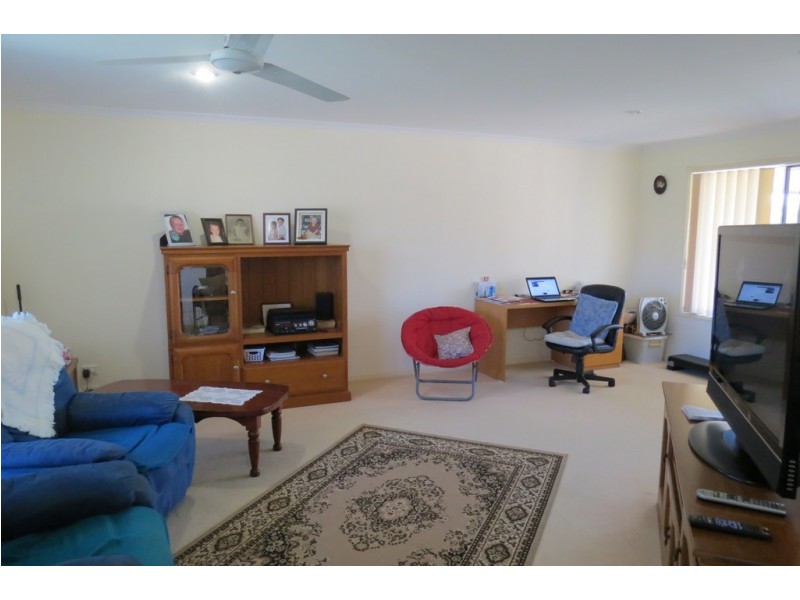 3 Ruddiman Court, Torquay QLD 4655