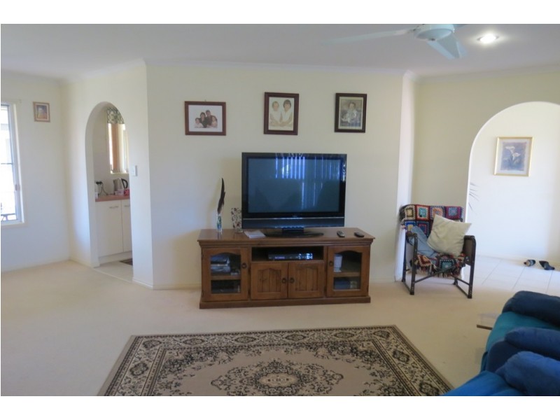 3 Ruddiman Court, Torquay QLD 4655