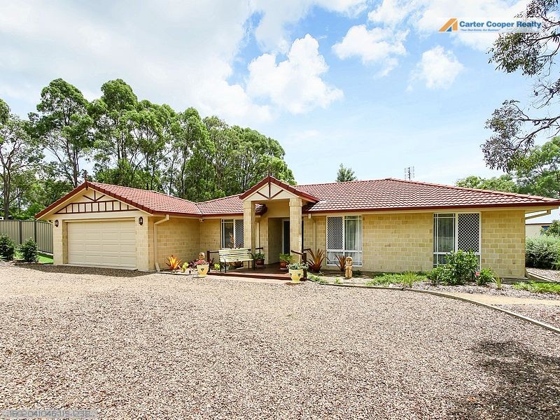 39 Senorita Parade, Urangan QLD 4655