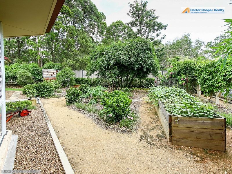 39 Senorita Parade, Urangan QLD 4655
