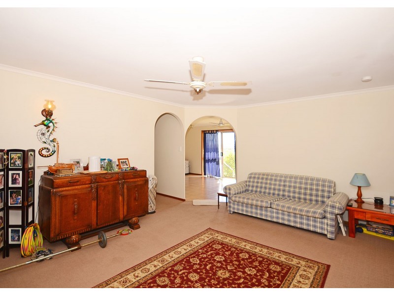 44 Haydn Drive, Kawungan QLD 4655