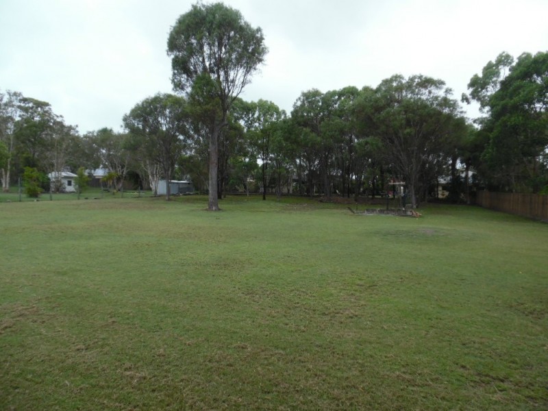 190 Elizabeth Street, Urangan QLD 4655