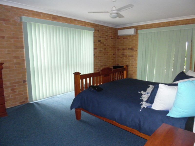 190 Elizabeth Street, Urangan QLD 4655