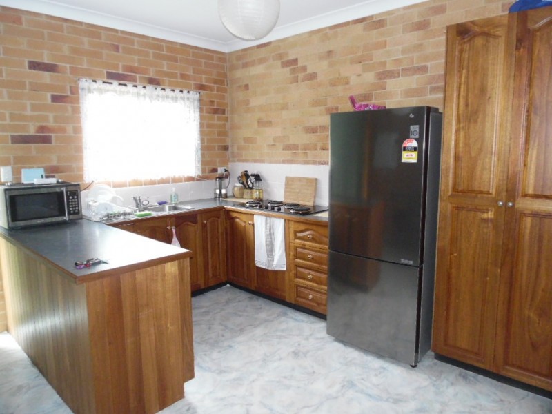 190 Elizabeth Street, Urangan QLD 4655